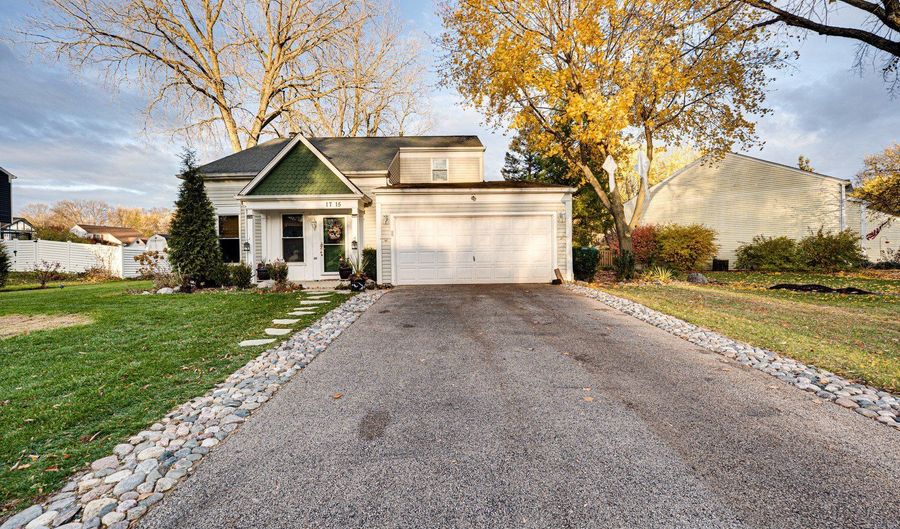 1715 Riverwood Dr, Algonquin, IL 60102 - 3 Beds, 2 Bath