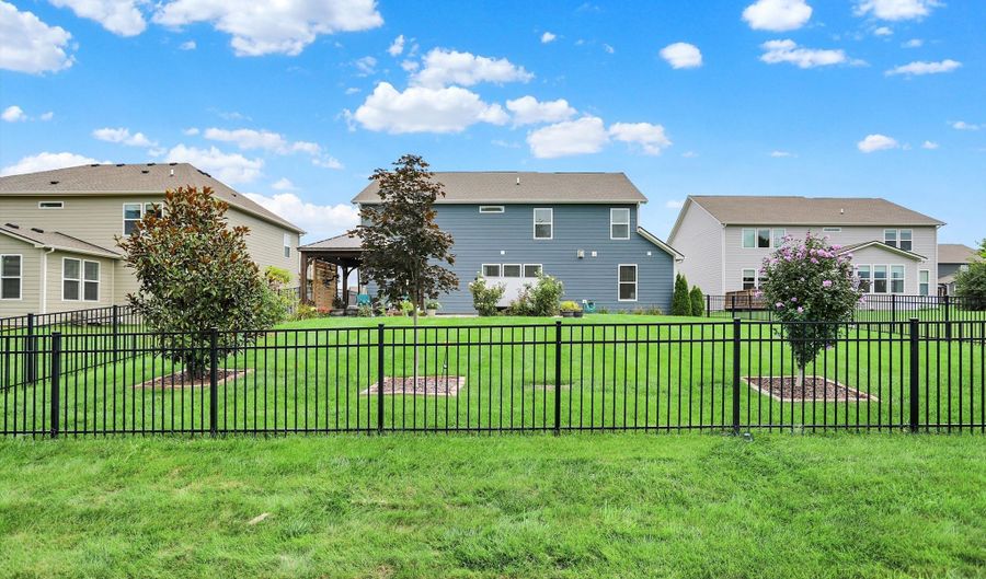 4204 Viewforth Ln, Bargersville, IN 46106 - 5 Beds, 4 Bath