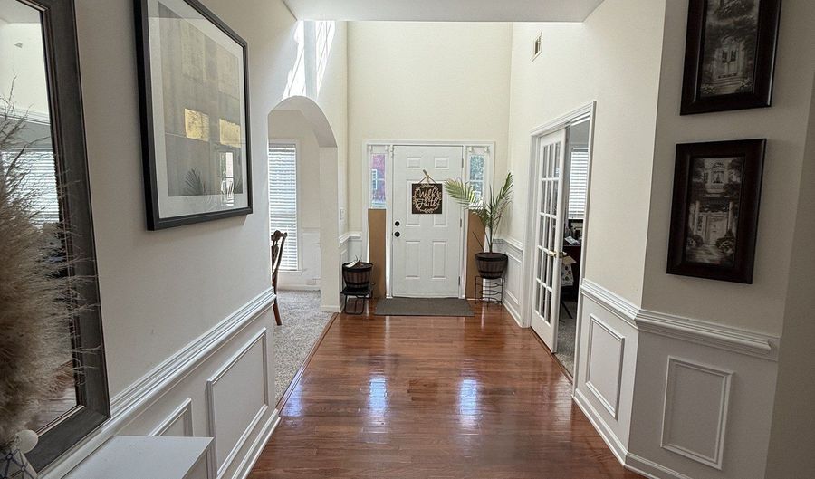 3669 Tupelo, Auburn, GA 30011 - 5 Beds, 4 Bath