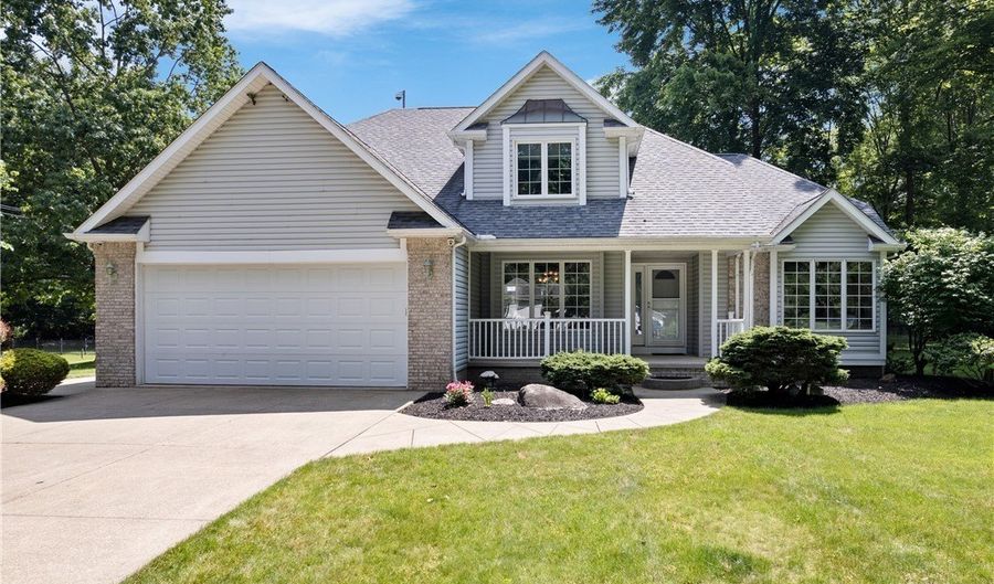 2351 Mallard Rd, Akron, OH 44319 - 4 Beds, 3 Bath