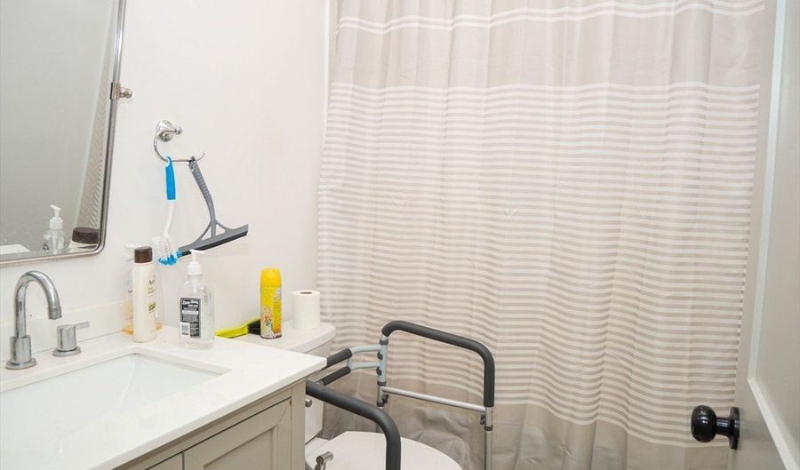 15 Maywood 2, Boston, MA 02119 - 3 Beds, 2 Bath