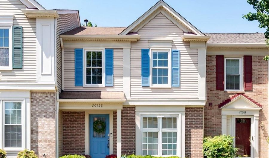 20962 TOBACCO Sq, Ashburn, VA 20147 - 3 Beds, 4 Bath