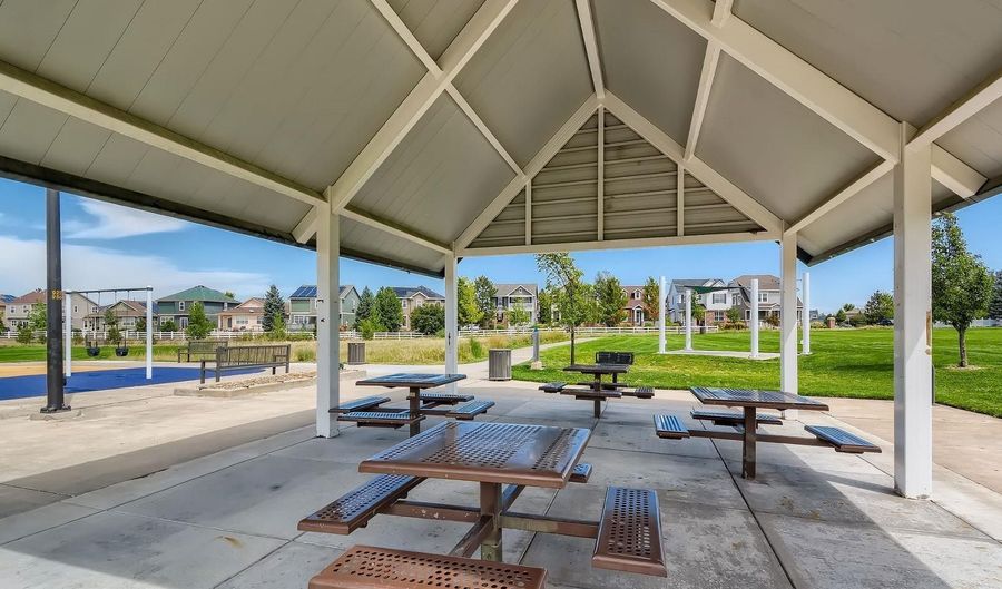24519 E Louisiana Cir, Aurora, CO 80018 - 3 Beds, 3 Bath