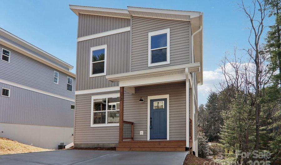 12 Escondido Dr, Asheville, NC 28806 - 3 Beds, 3 Bath