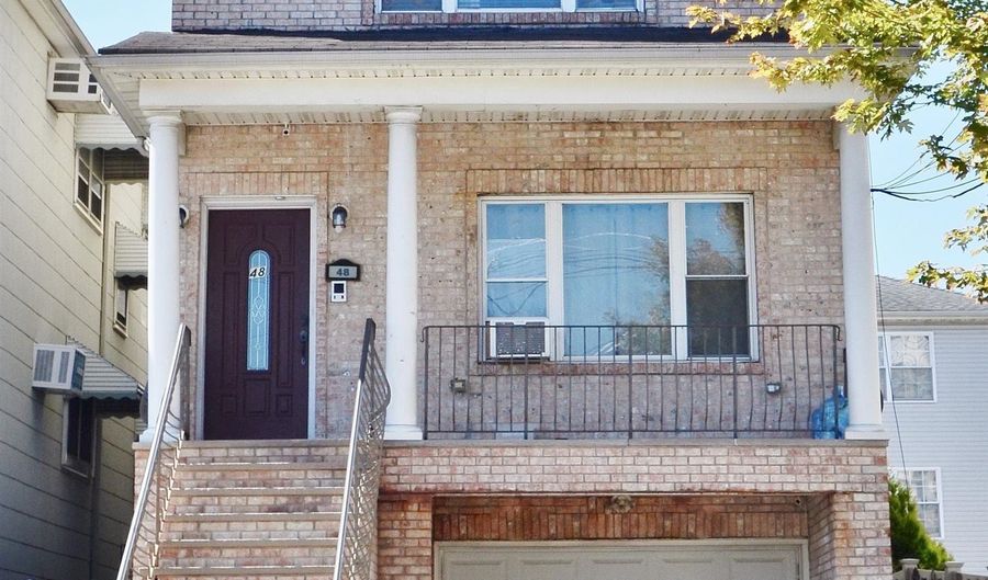 48 LINNET St 2, Bayonne, NJ 07002 - 3 Beds, 2 Bath