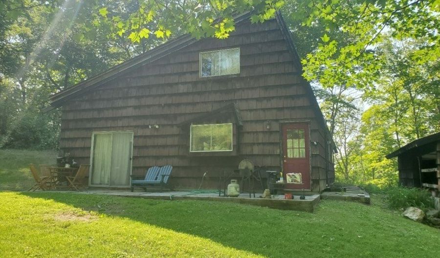 54 Lenape Rd, Andover, NJ 07821 - 3 Beds, 2 Bath