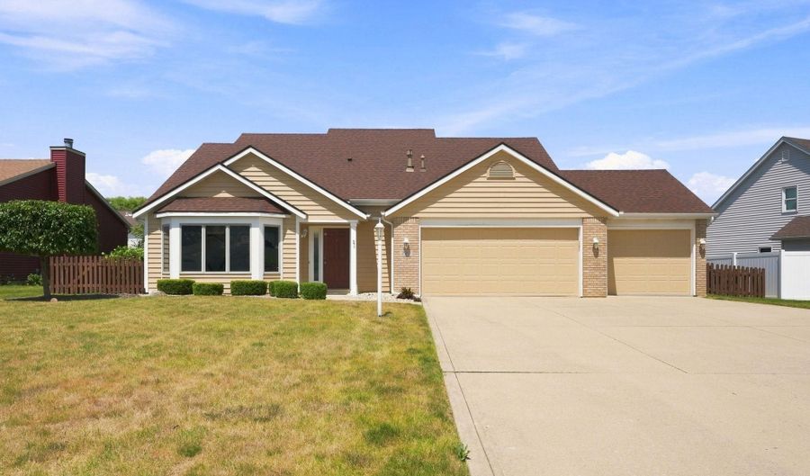 220 Yukon Pass, Auburn, IN 46706 - 3 Beds, 3 Bath