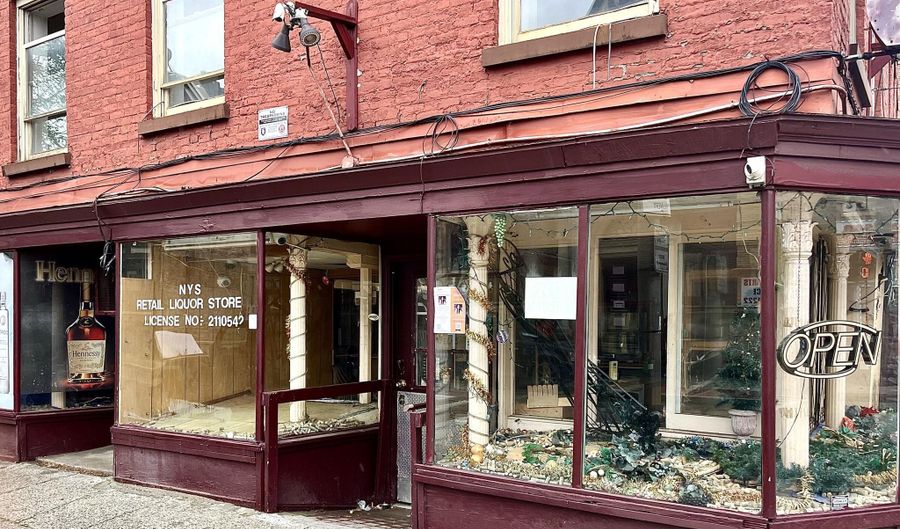 146 Madison Ave, Albany, NY 12202 - 0 Beds, 3 Bath