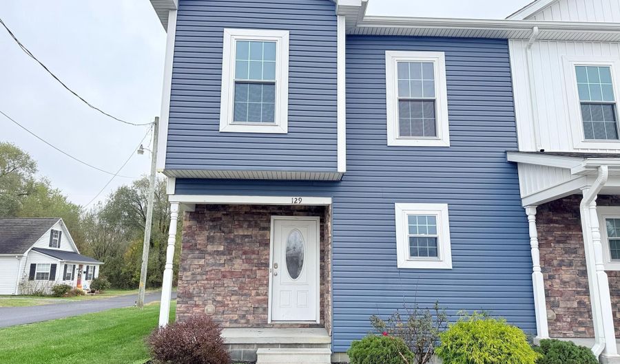 129 N CHURCH St, Greenwood, DE 19950 - 3 Beds, 3 Bath