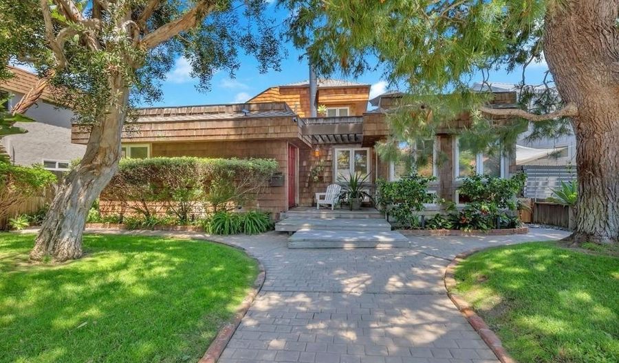 406 N Acacia Ave, Solana Beach, CA 92075 - 3 Beds, 2 Bath