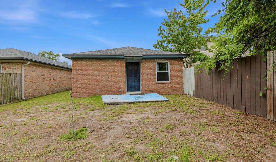 2529 AMERICAS CUP Cir E, Atlantic Beach, FL 32233 - 3 Beds, 2 Bath