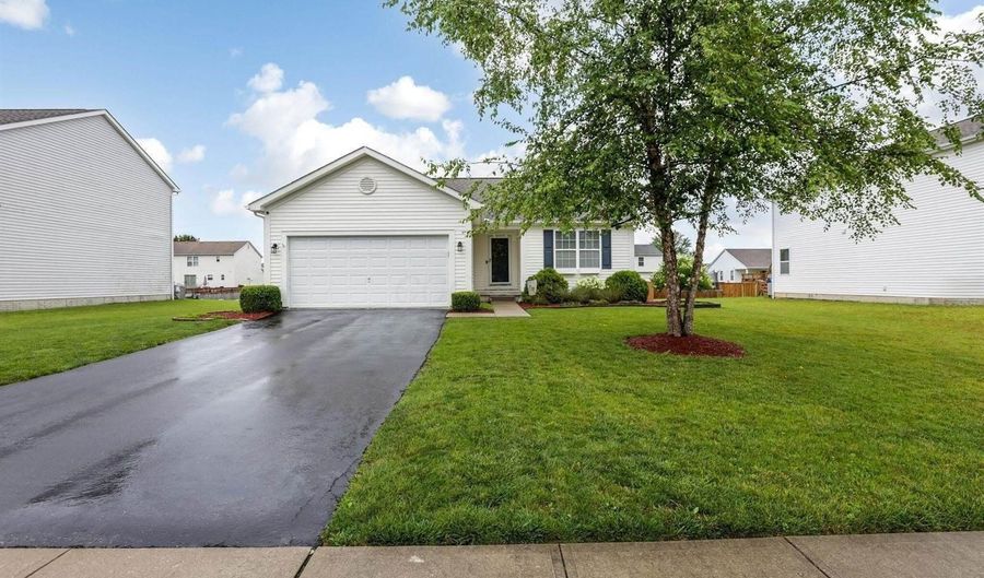 579 Virginia St, Ashville, OH 43103 - 3 Beds, 2 Bath