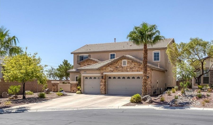 10661 Shelter Hill Ct, Las Vegas, NV 89129 - 4 Beds, 3 Bath