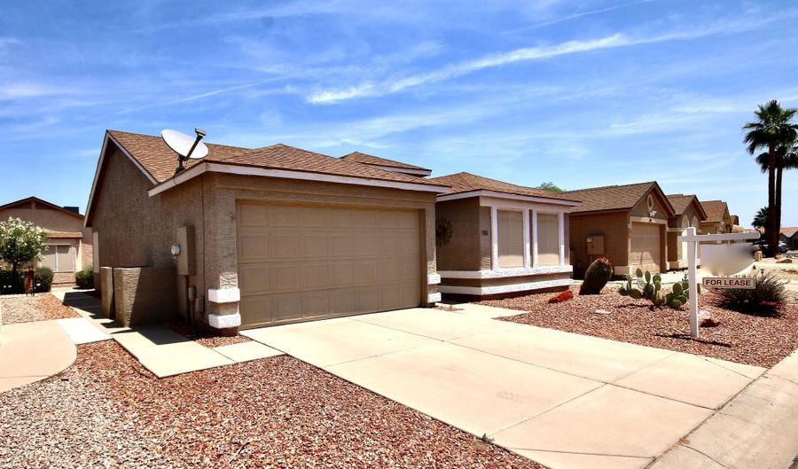 1702 E PALM BEACH Dr, Chandler, AZ 85249 - 2 Beds, 2 Bath