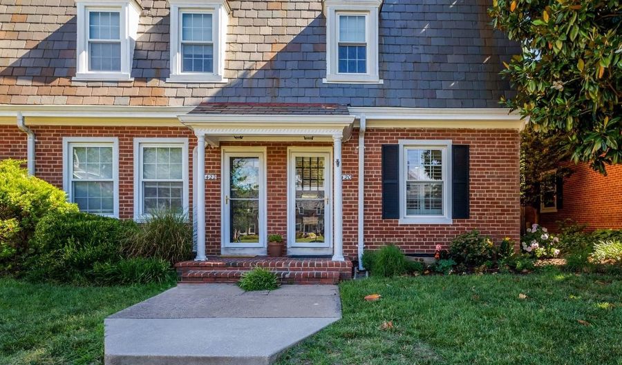 3420 S WAKEFIELD St S, Arlington, VA 22206 - 2 Beds, 2 Bath