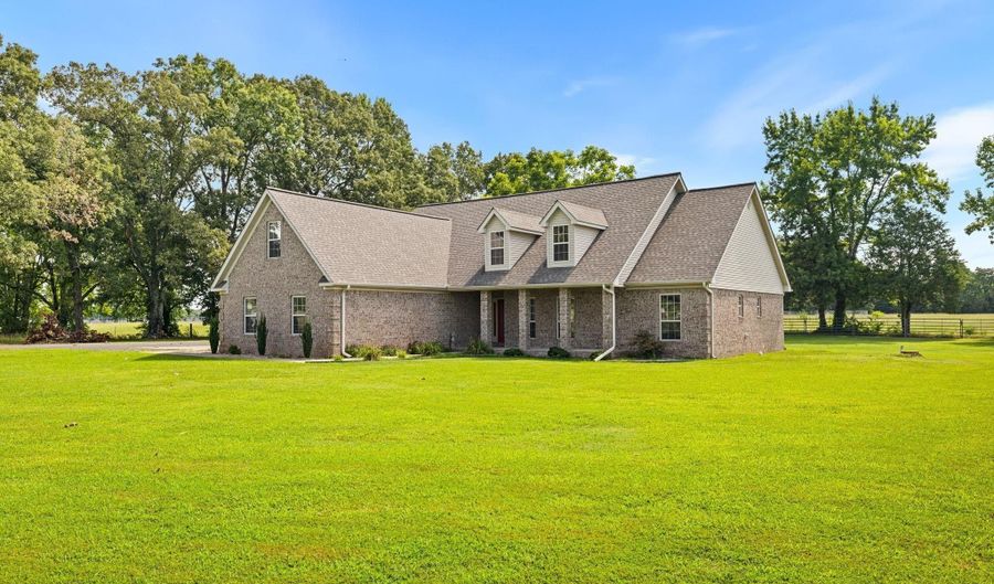 235 Oak Grv, Austin, AR 72007 - 3 Beds, 3 Bath