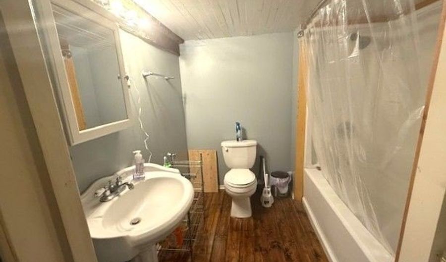 772 Elm St, Elko, NV 89801 - 3 Beds, 2 Bath