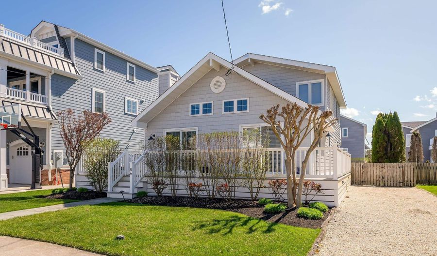 56 W 13th St, Avalon, NJ 08202 - 5 Beds, 3 Bath