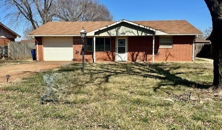 122 Aspen St, Alva, OK 73717 - 2 Beds, 1 Bath