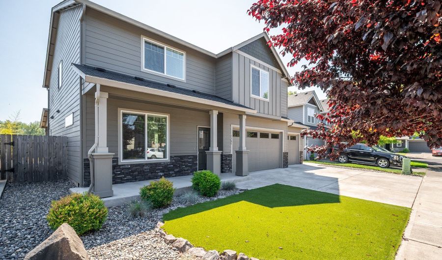 1305 NE 4TH Ave, Battle Ground, WA 98604 - 4 Beds, 3 Bath