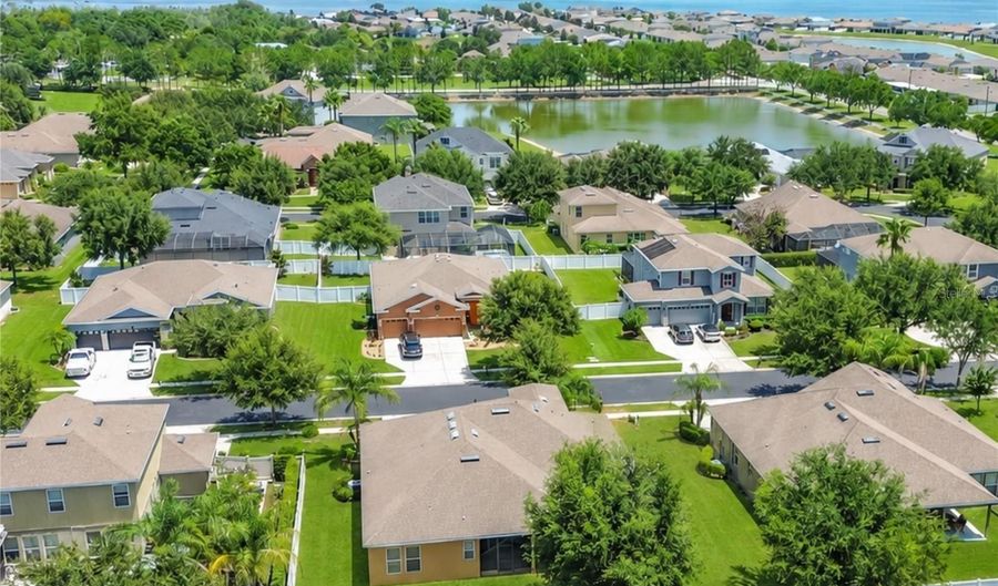428 PALASTRO Ave, Auburndale, FL 33823 - 4 Beds, 3 Bath