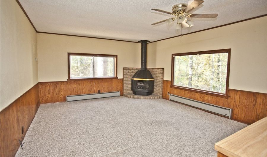 33 Sheneman Dr, Bella Vista, AR 72715 - 2 Beds, 2 Bath