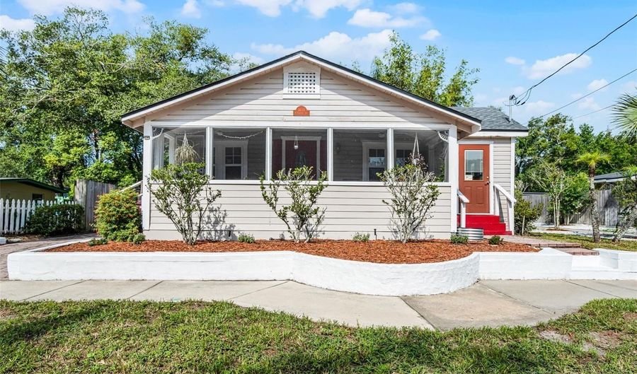 1038 N HAMPTON Ave, Orlando, FL 32803 - 2 Beds, 2 Bath