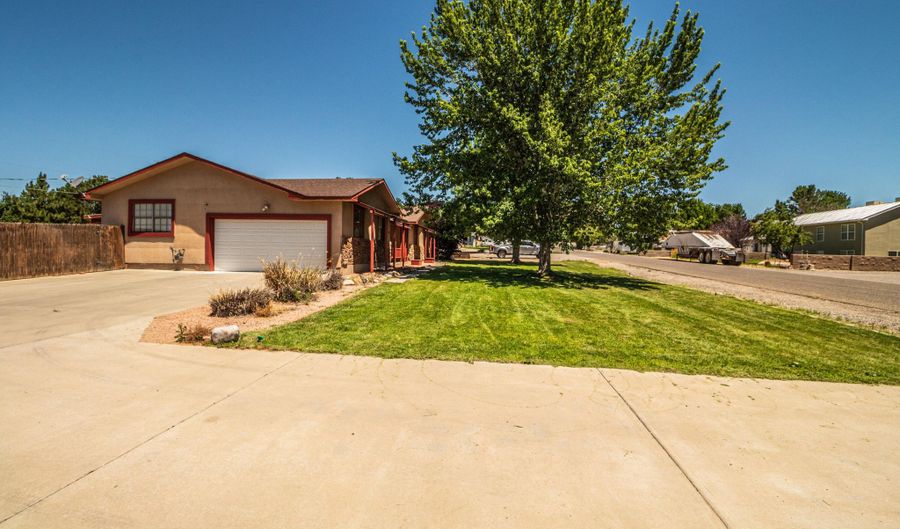 62 ROAD 5151, Bloomfield, NM 87413 - 3 Beds, 3 Bath