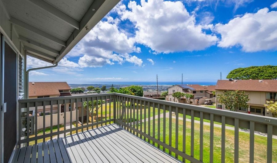 92-989 Makakilo Dr 38, Kapolei, HI 96707 - 4 Beds, 3 Bath