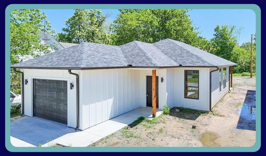 1106 S Stockton St, Ada, OK 74820 - 3 Beds, 2 Bath