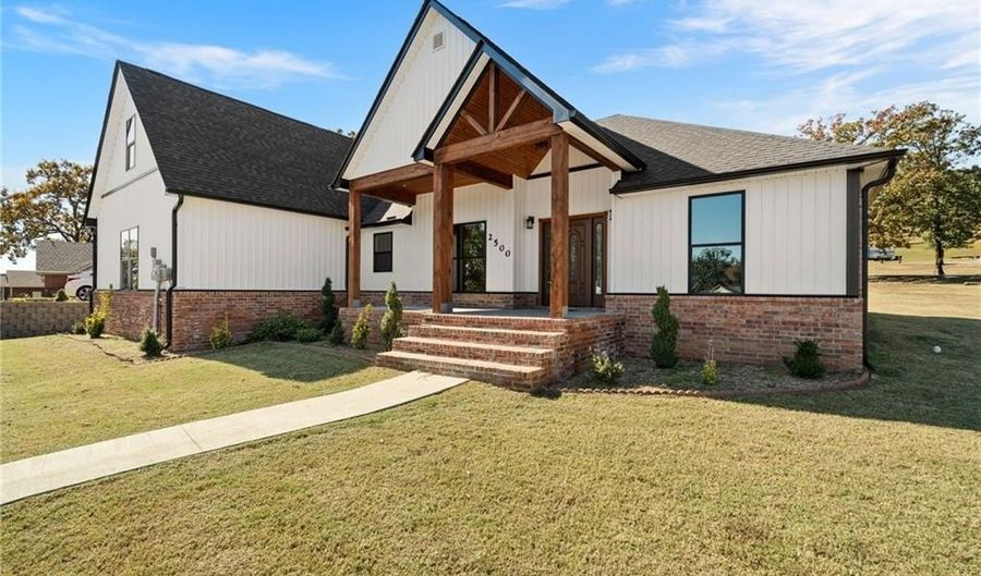 2500 River Vista Dr, Alma, AR 72921 - 4 Beds, 3 Bath
