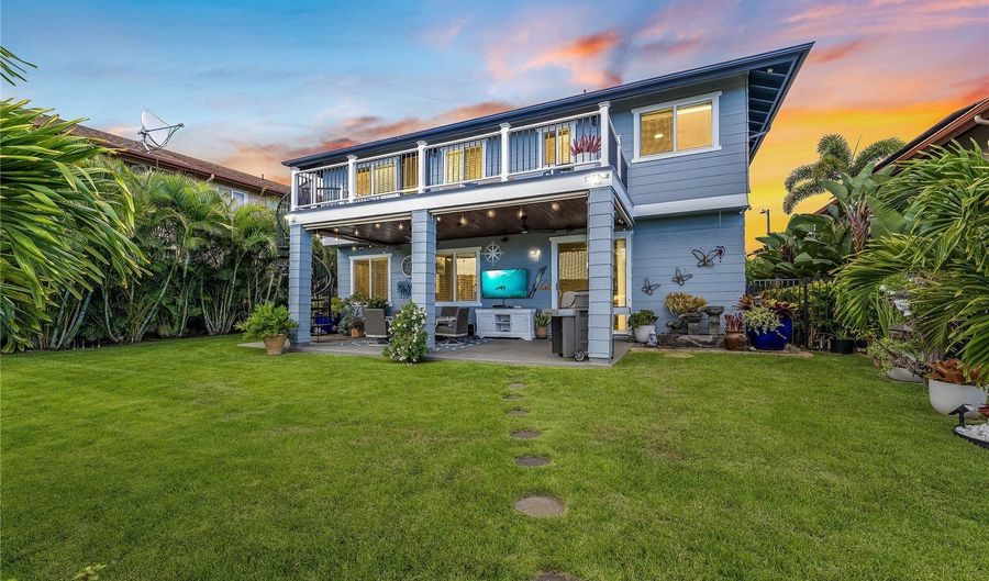 92-6084 Puapake St, Kapolei, HI 96707 - 4 Beds, 3 Bath