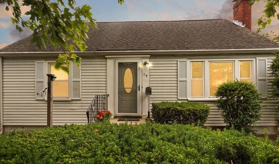 79 Park St, Arlington, MA 02474 - 3 Beds, 2 Bath