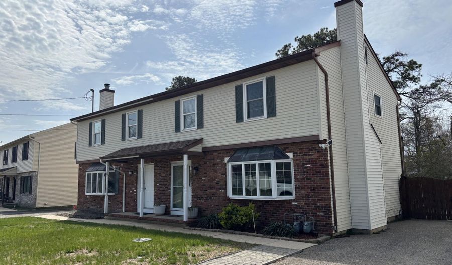 148 Bayshore Dr B, Barnegat, NJ 08005 - 3 Beds, 2 Bath