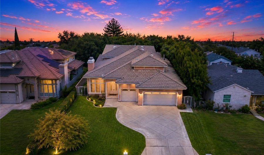 127 W Forest Ave, Arcadia, CA 91006 - 5 Beds, 4 Bath