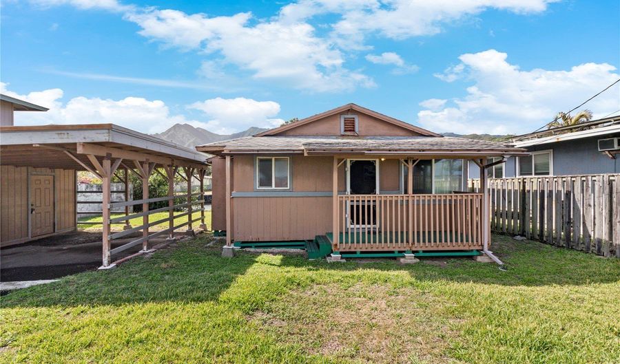 53-886 Kamehameha Hwy, Hauula, HI 96717 - 3 Beds, 2 Bath