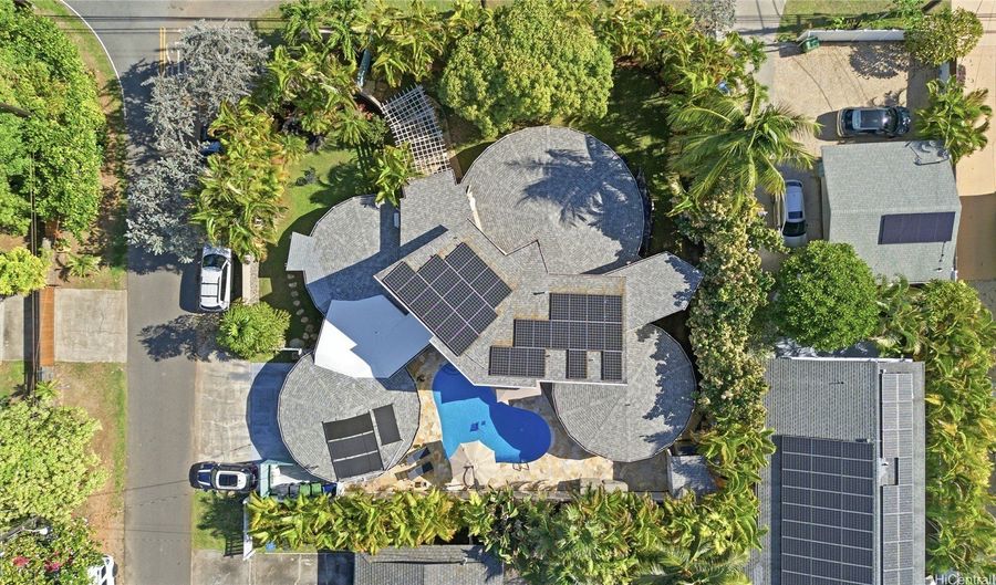 435 N Kalaheo Ave, Kailua, HI 96734 - 4 Beds, 4 Bath