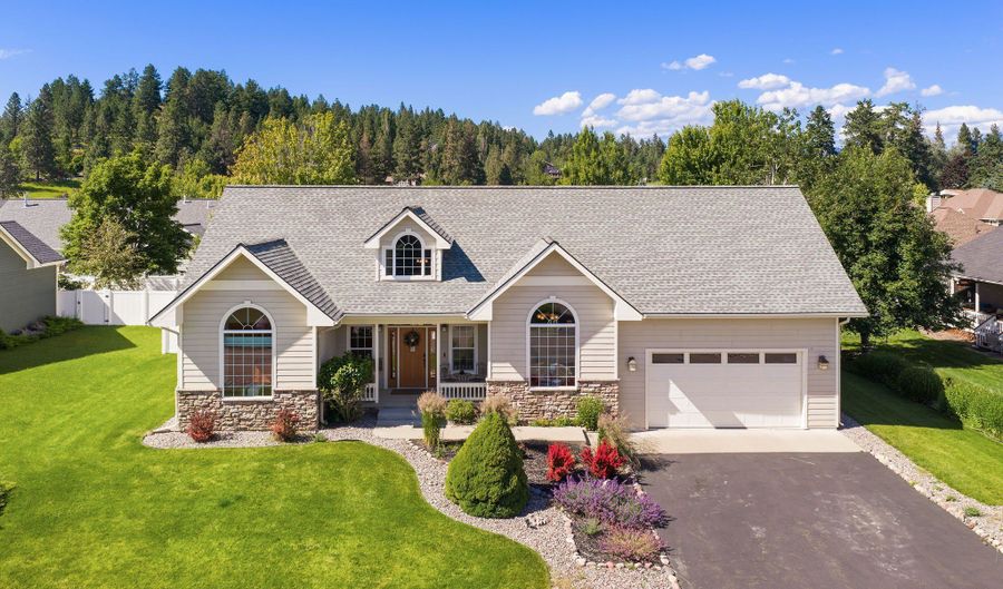 27 Gage Ter, Bigfork, MT 59911 - 4 Beds, 2 Bath