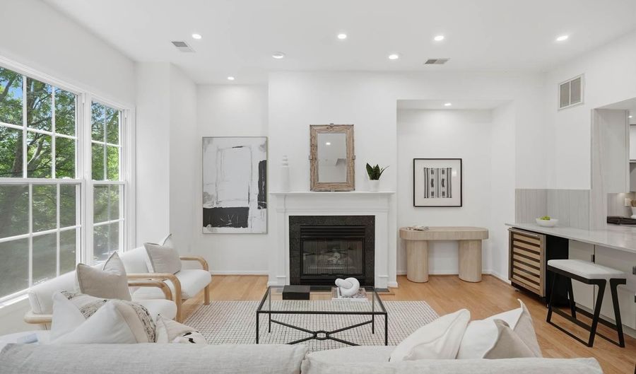 1935 BELMONT Rd NW 1122, Washington, DC 20009 - 3 Beds, 3 Bath