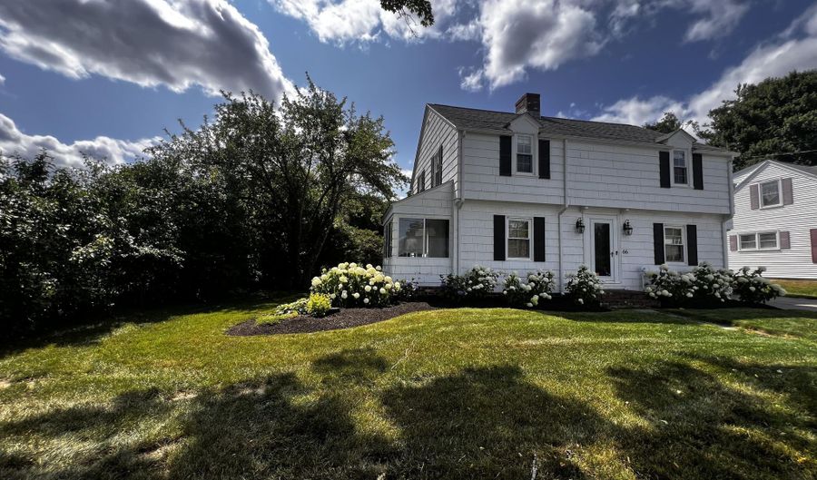 66 Howard St, Bangor, ME 04401 - 3 Beds, 2 Bath