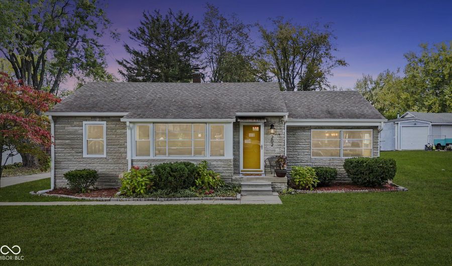 202 W Elbert St, Indianapolis, IN 46217 - 3 Beds, 2 Bath