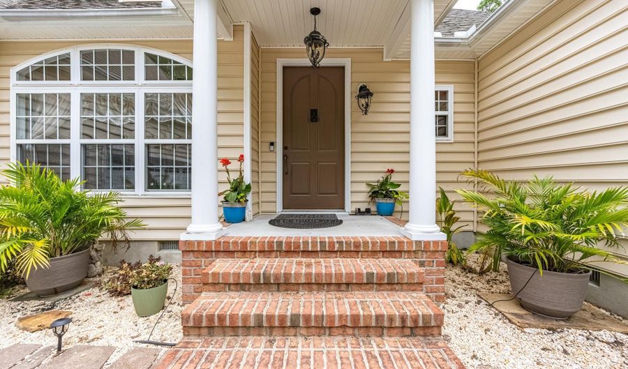 12089 SAINT MARTINS NECK Rd, Bishopville, MD 21813 - 5 Beds, 4 Bath