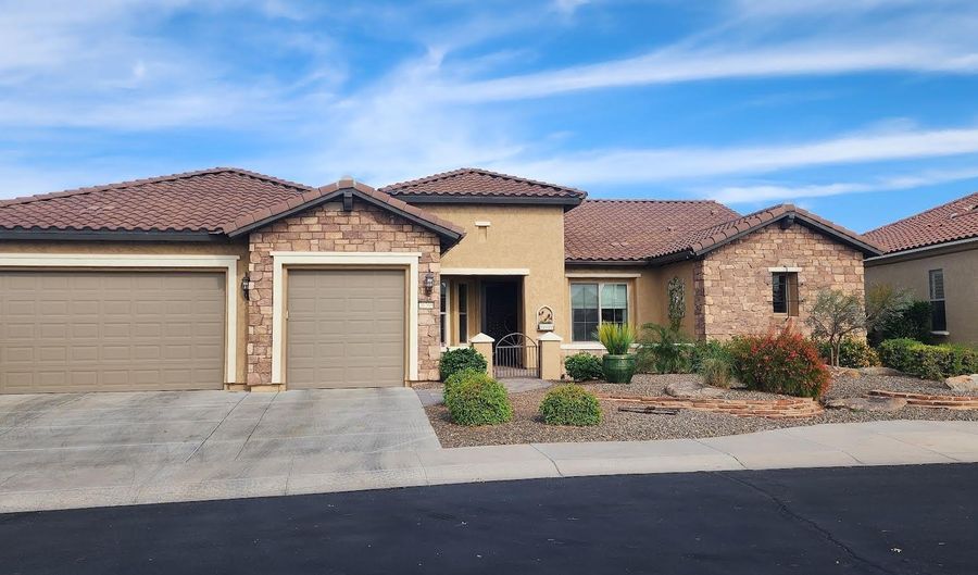 20709 N 264th Ave, Buckeye, AZ 85396 - 2 Beds, 2 Bath