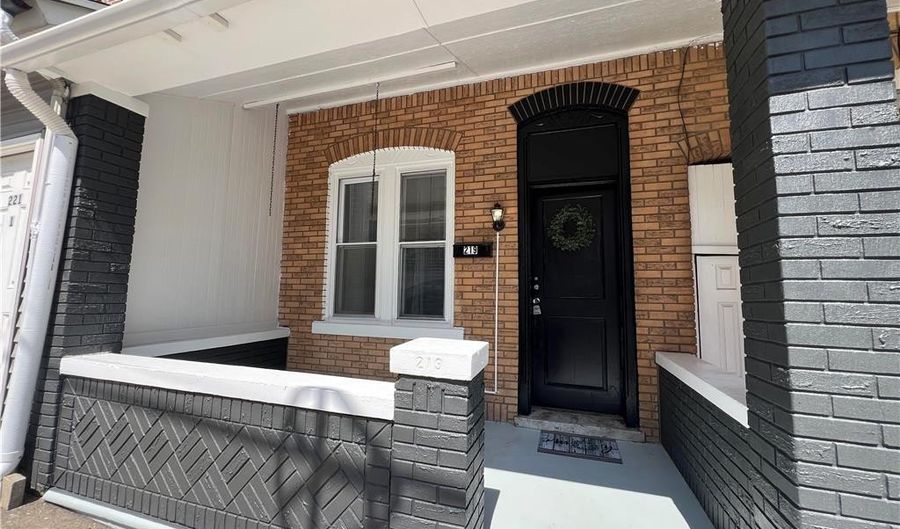 219 N Penn St, Allentown, PA 18102 - 4 Beds, 1 Bath