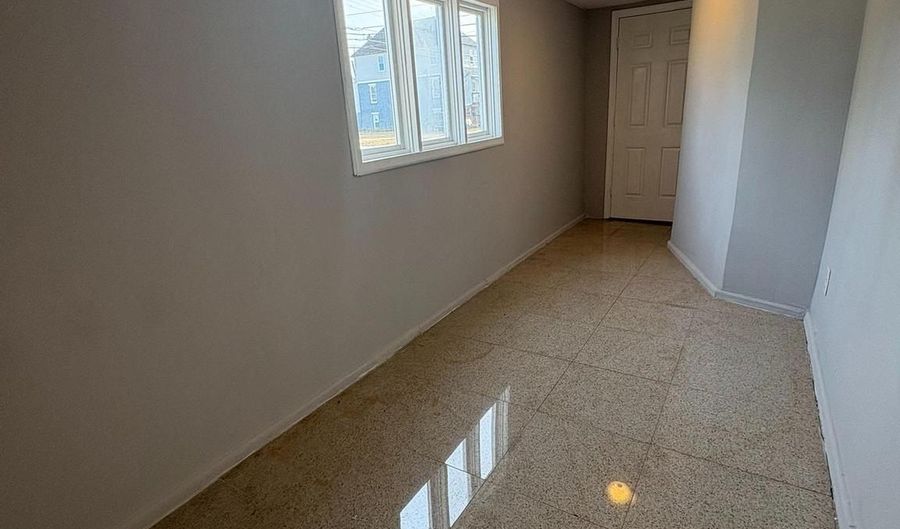 600 N MICHIGAN Ave N, Atlantic City, NJ 08401 - 2 Beds, 1 Bath