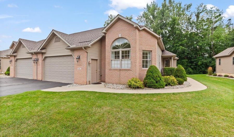 1687 Rivers Edge, Adrian, MI 49221 - 4 Beds, 3 Bath