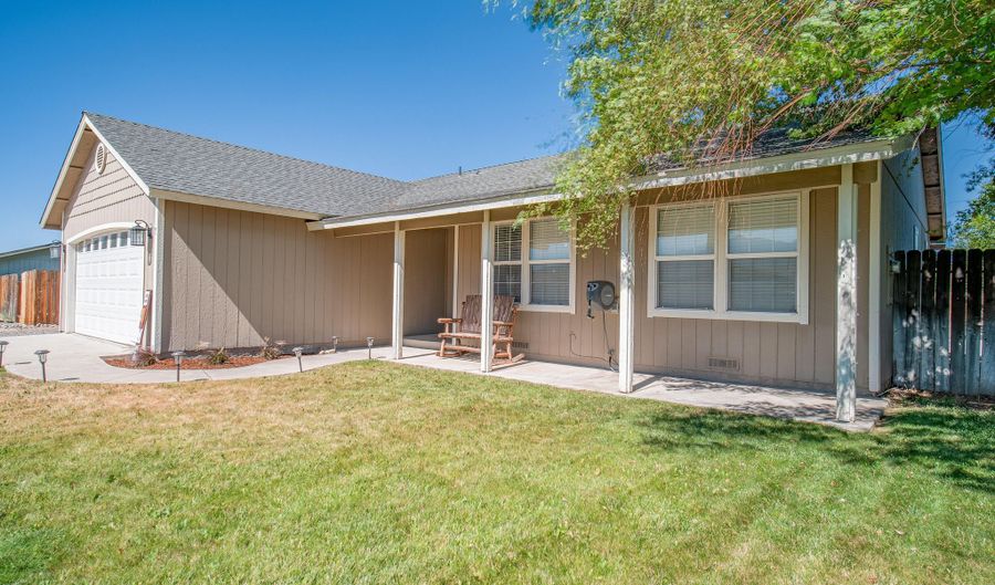 713 Addler Rd, Gardnerville, NV 89460 - 3 Beds, 2 Bath