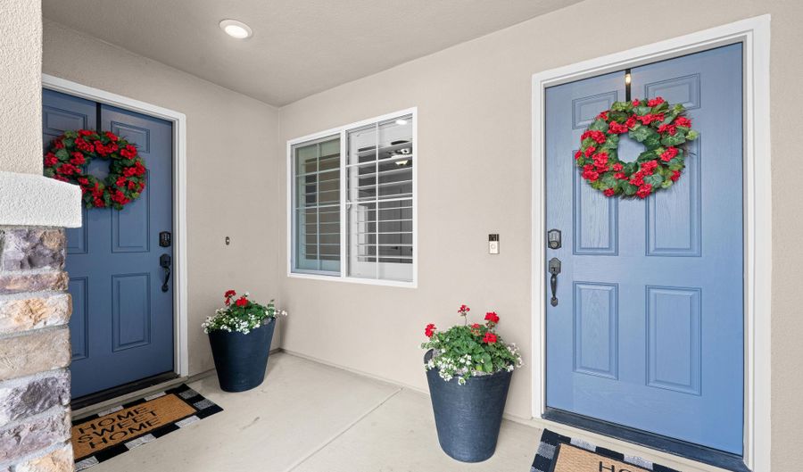 7423 Comet Ct, Sparks, NV 89436 - 4 Beds, 3 Bath