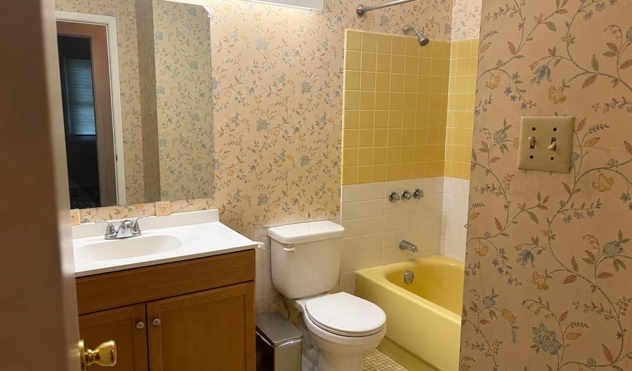2207 HYSON Pl, Bowie, MD 20716 - 3 Beds, 2 Bath