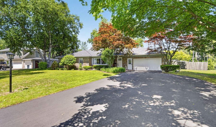 10 Willo Ln, Albany, NY 12211 - 3 Beds, 2 Bath